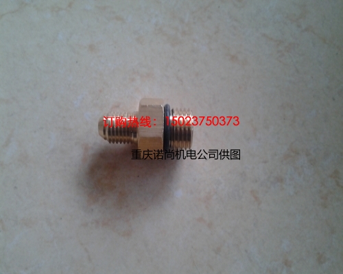 康明斯M11機油管接頭3892255