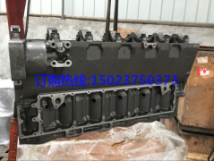 重慶康明斯KTA19原廠缸體